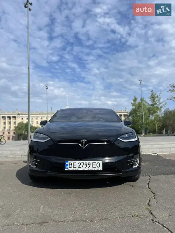 Tesla Model X