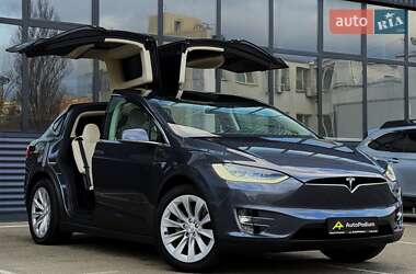 Tesla Model X  2018