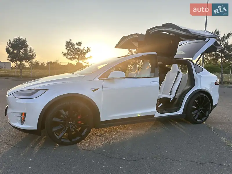 Tesla Model X