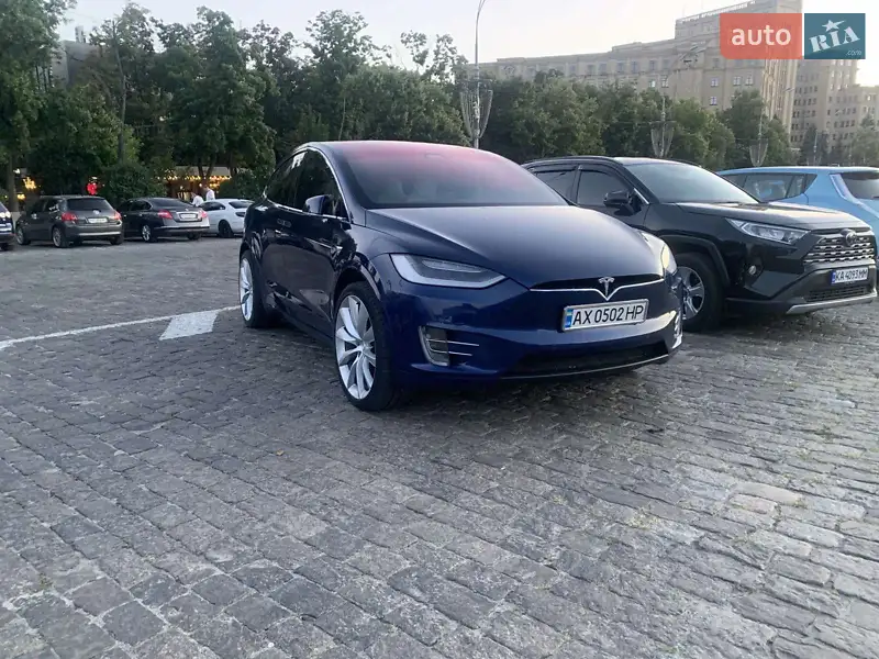Tesla Model X