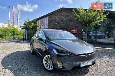 Tesla Model X  2018