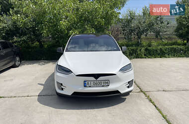Tesla Model X  2019