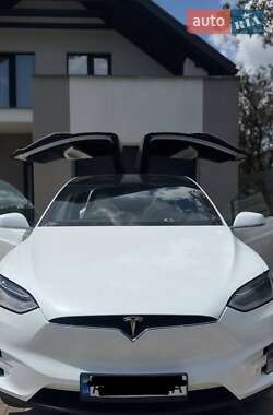 Tesla Model X  2018