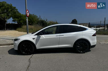 Tesla Model X 2020