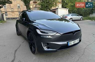 Tesla Model X  2020