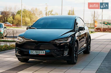 Tesla Model X  2020