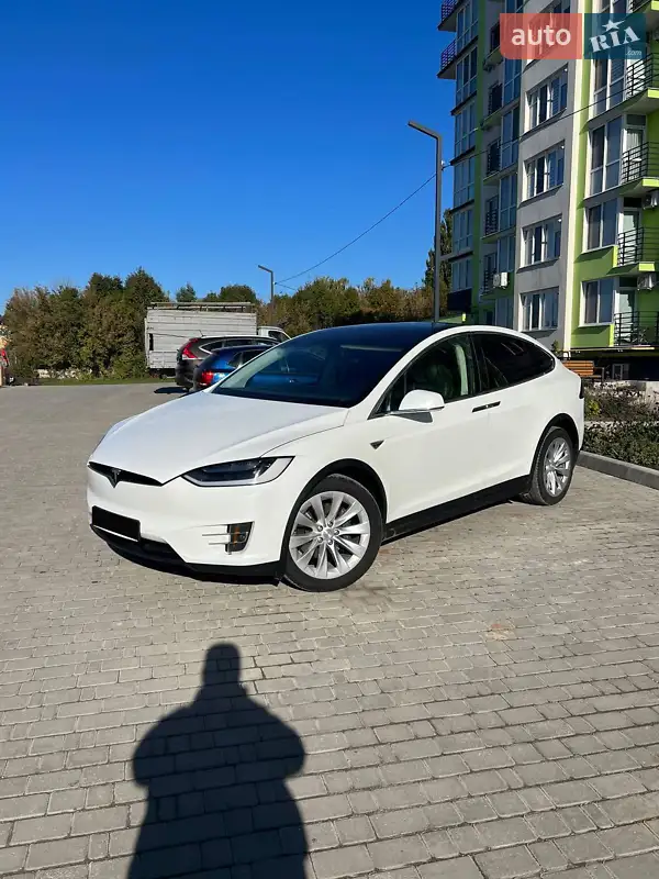 Tesla Model X