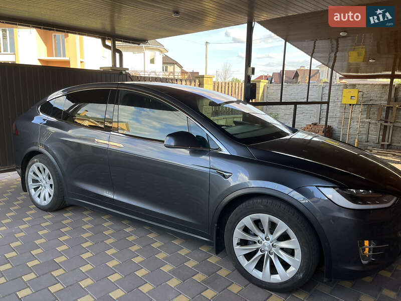 Внедорожник / Кроссовер Tesla Model X 2017 в Киеве