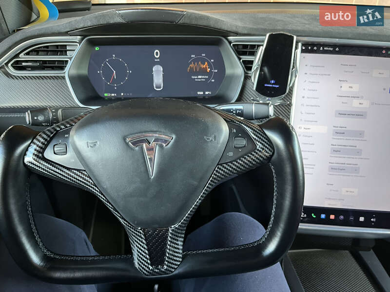 Внедорожник / Кроссовер Tesla Model X 2017 в Киеве