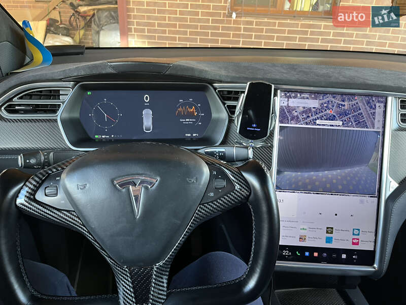 Внедорожник / Кроссовер Tesla Model X 2017 в Киеве