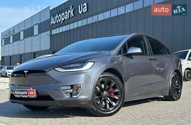 Tesla Model X 2020