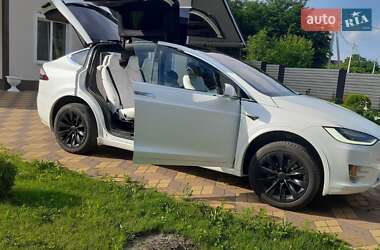 Tesla Model X  2017