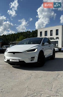 Tesla Model X 2018