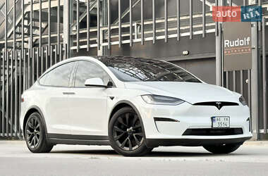 Tesla Model X  2022