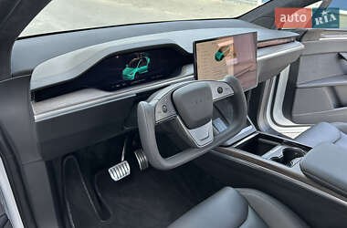Tesla Model X  2021