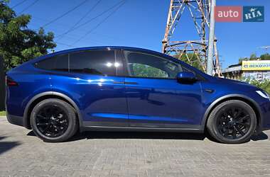 Tesla Model X  2022