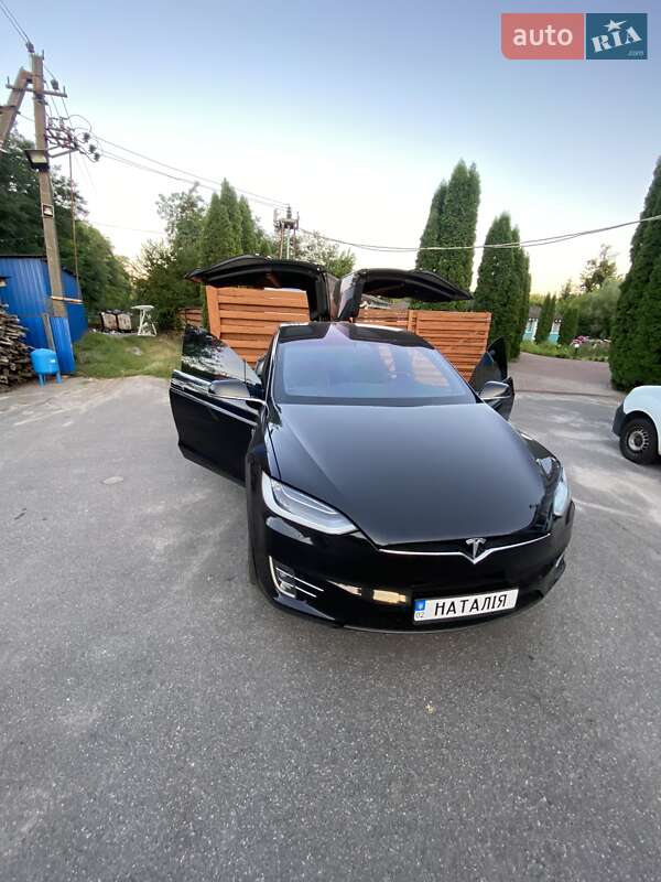 Позашляховик / Кросовер Tesla Model X 2016 в Вінниці фото 5 Позашляховик / Кросовер Tesla Model X 2016 в Вінниці