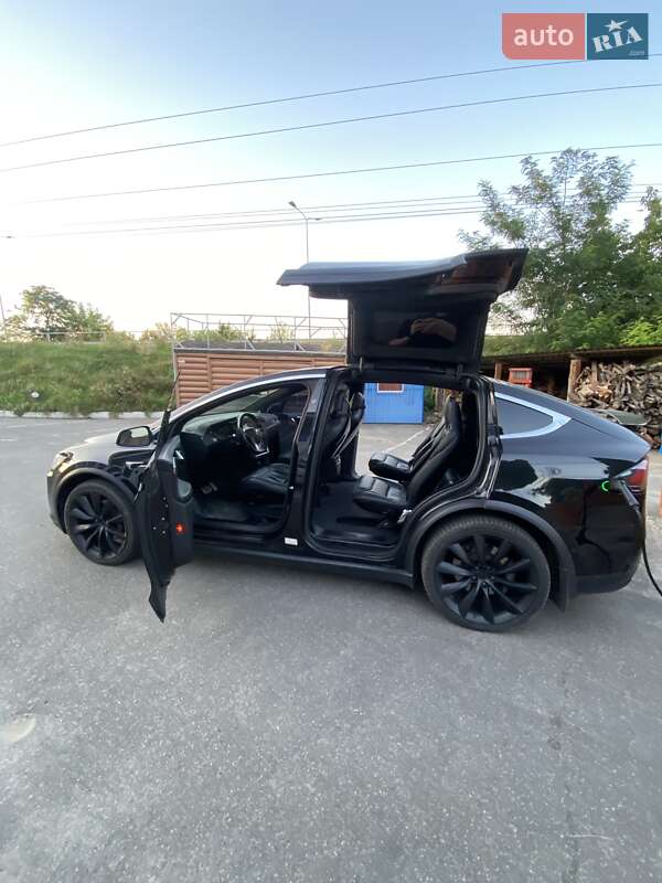 Позашляховик / Кросовер Tesla Model X 2016 в Вінниці фото 8 Позашляховик / Кросовер Tesla Model X 2016 в Вінниці