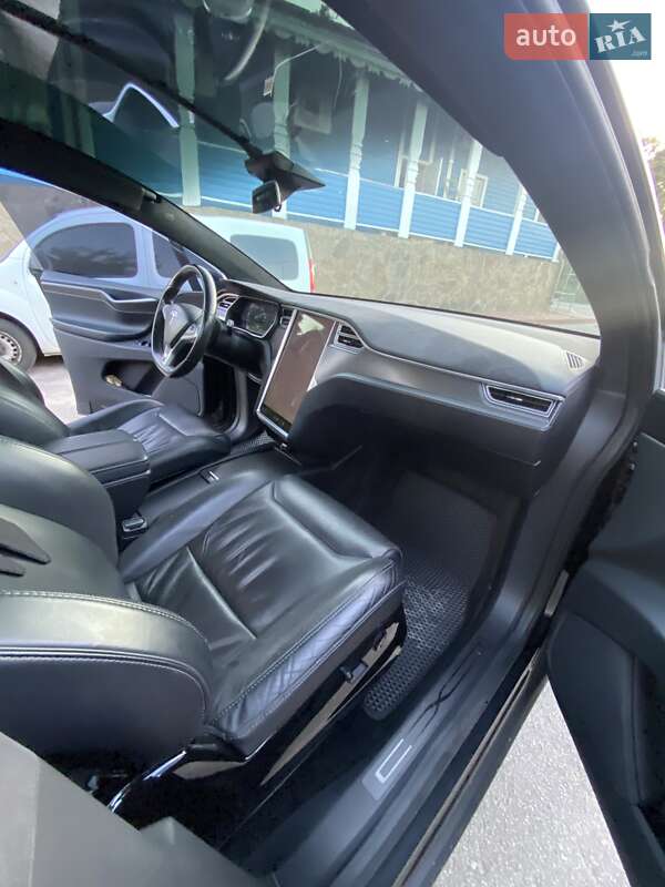 Позашляховик / Кросовер Tesla Model X 2016 в Вінниці фото 12 Позашляховик / Кросовер Tesla Model X 2016 в Вінниці