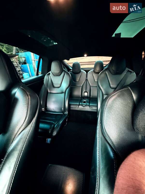 Позашляховик / Кросовер Tesla Model X 2016 в Вінниці фото 19 Позашляховик / Кросовер Tesla Model X 2016 в Вінниці
