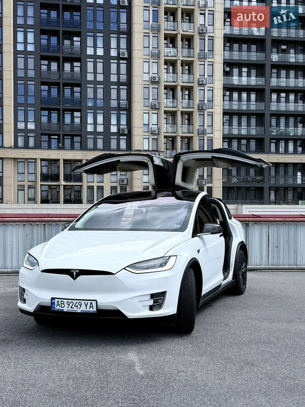 Внедорожник / Кроссовер Tesla Model X 2016 в Виннице фото 3 Внедорожник / Кроссовер Tesla Model X 2016 в Виннице