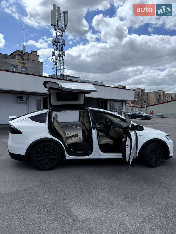 Внедорожник / Кроссовер Tesla Model X 2016 в Виннице фото 12 Внедорожник / Кроссовер Tesla Model X 2016 в Виннице