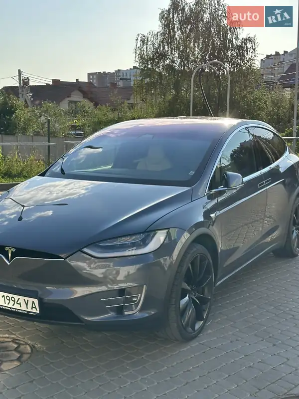 Tesla Model X