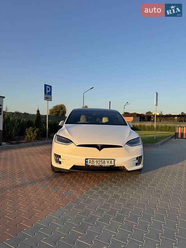 Внедорожник / Кроссовер Tesla Model X 2018 в Виннице