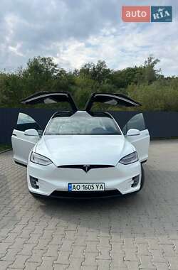 Tesla Model X  2017