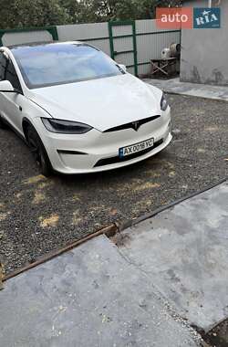 Tesla Model X  2023