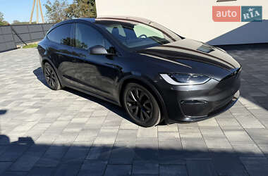 Tesla Model X  2024