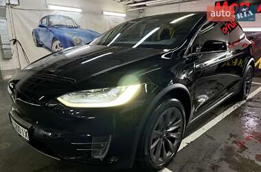 Tesla Model X  2019