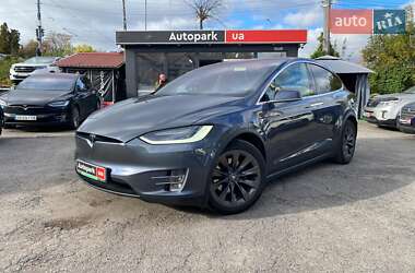 Tesla Model X 2018