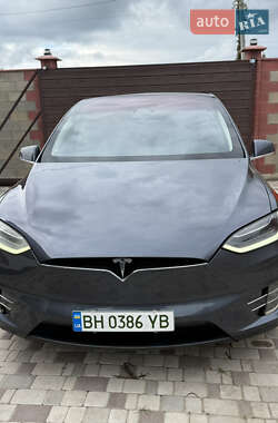 Tesla Model X  2018