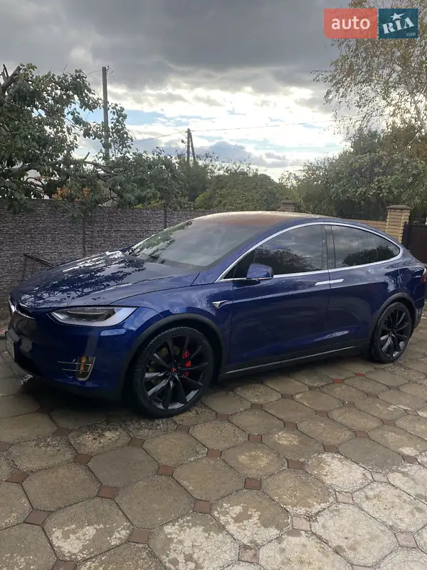 Tesla Model X 2017