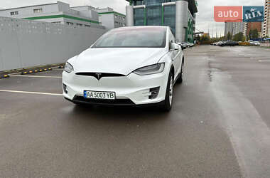 Tesla Model X 2020