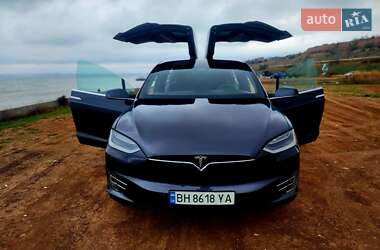 Tesla Model X 2018
