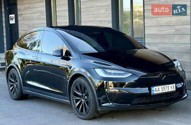 Tesla Model X 2022