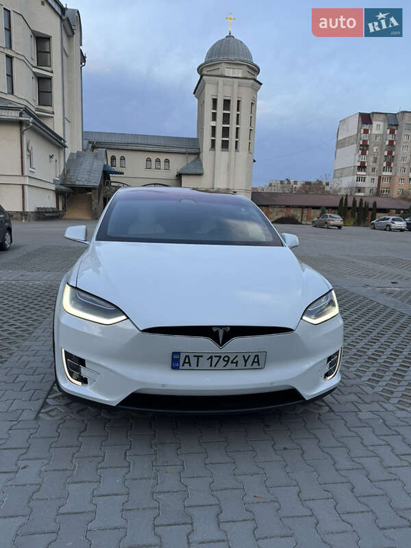Внедорожник / Кроссовер Tesla Model X 2019 в Ивано-Франковске