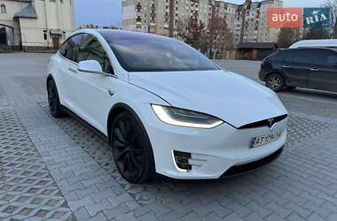 Tesla Model X  2019