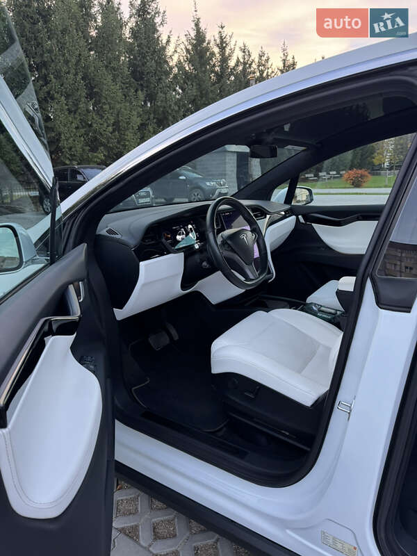 Внедорожник / Кроссовер Tesla Model X 2019 в Ивано-Франковске