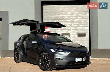 Tesla Model X  2022