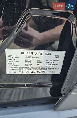 Внедорожник / Кроссовер Tesla Model X 2023 в Днепре