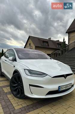 Tesla Model X  2022