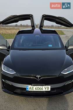 Tesla Model X 2023