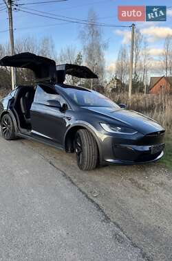 Tesla Model X 2024