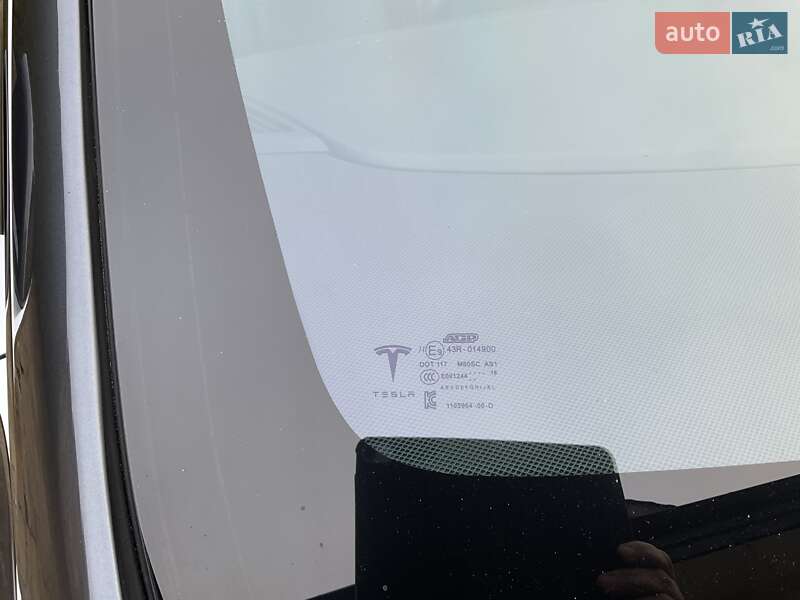 Внедорожник / Кроссовер Tesla Model X 2019 в Ровно фото 11 Внедорожник / Кроссовер Tesla Model X 2019 в Ровно