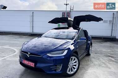Tesla Model X  2019