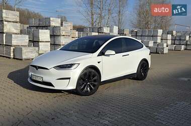 Tesla Model X 2022