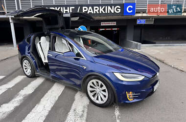 Tesla Model X  2017